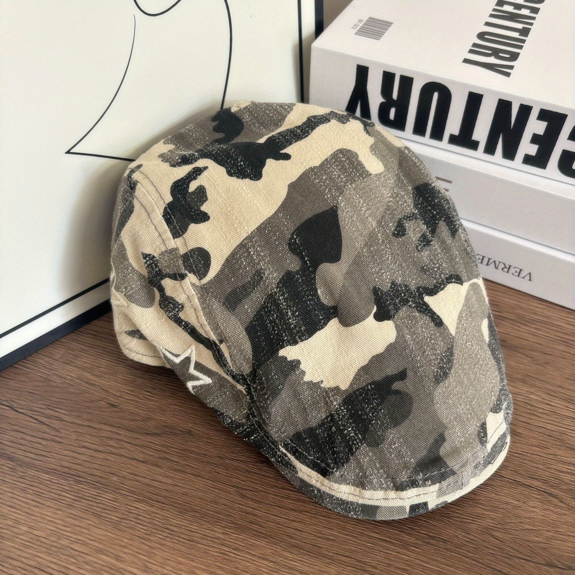 Women's Retro Camouflage Star Artistic Painter Beret Hat - Wide Brim, Breathable Spring Summer Face-Flattering Design, Non-Elastic Casual Outdoor Hat, Cute Ladies Hats, Stylish, Textured Fabric