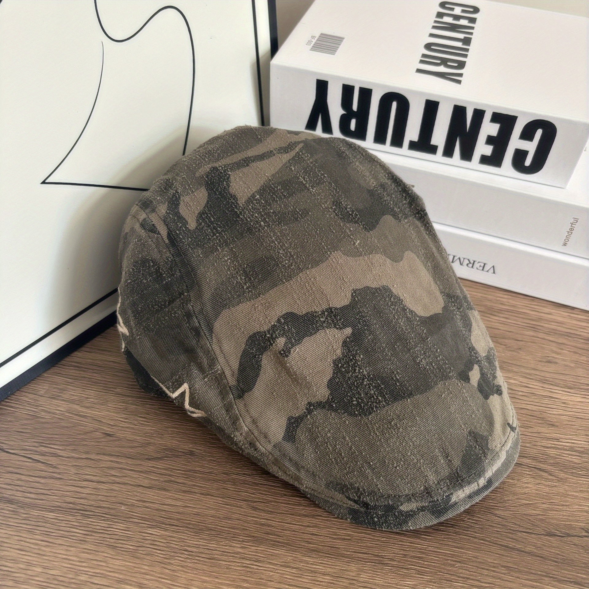 Women's Retro Camouflage Star Artistic Painter Beret Hat - Wide Brim, Breathable Spring Summer Face-Flattering Design, Non-Elastic Casual Outdoor Hat, Cute Ladies Hats, Stylish, Textured Fabric